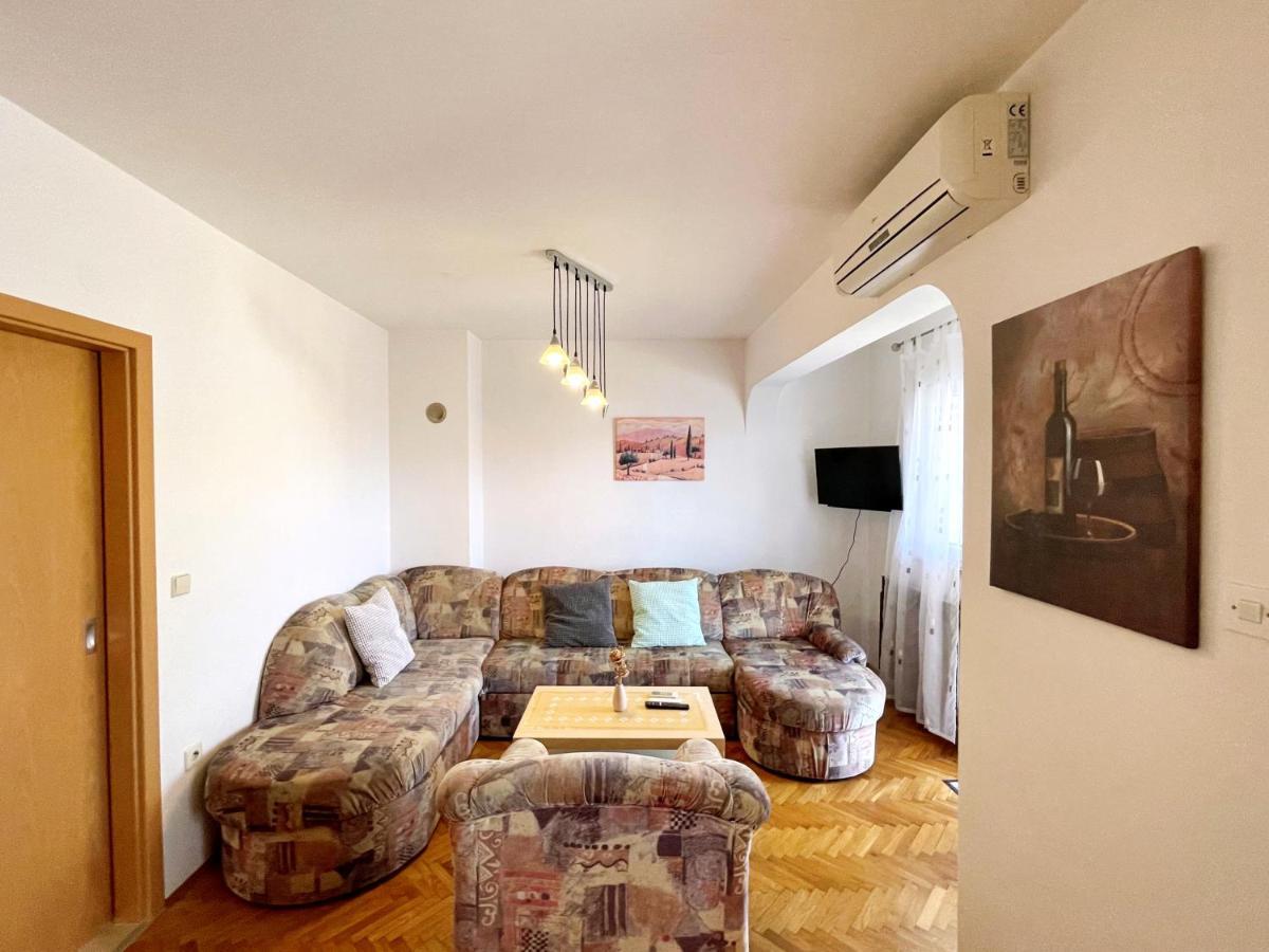 Apartments Bohovic Šilo Eksteriør billede
